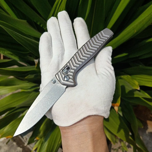 BM781 Silver Textured D2 Steel Folding Outdoor Tool